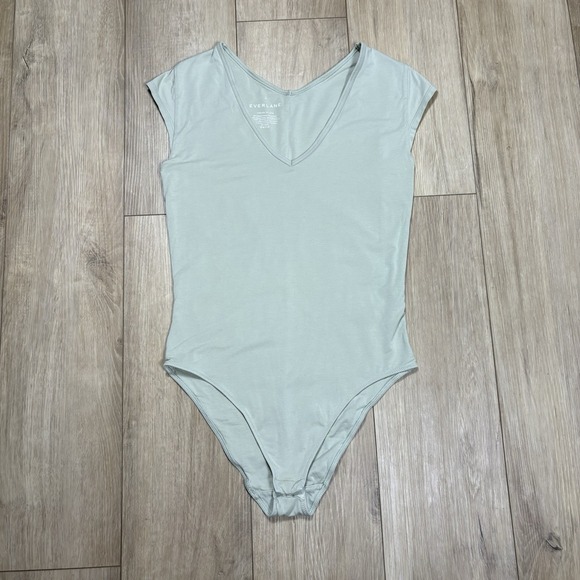 Everlane Tops - Everlane Bodysuit Womens Medium M Supima Cotton Stretch V Neck Cap Sleeve